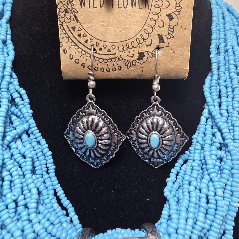 Wildflower Turquoise and Silver Necklace Set - Picture 3 of 7